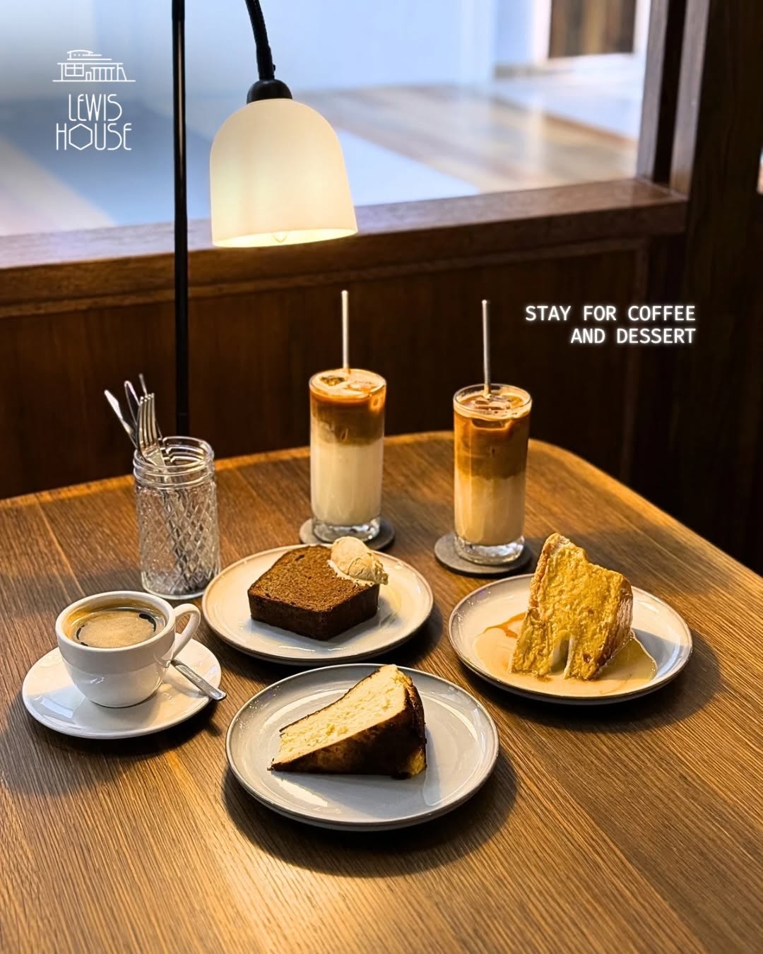 Coffee and dessert at the Lewis House Cafe